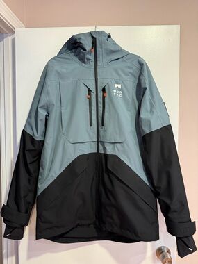 Montec Men's Two-Tone Ski Jacket - Slate Blue & Black and pants